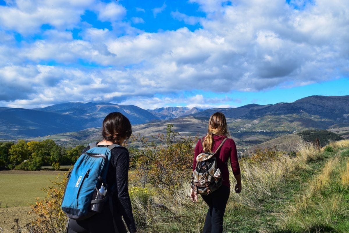 What are the Best Places for Millennials to Hike on a Budget?