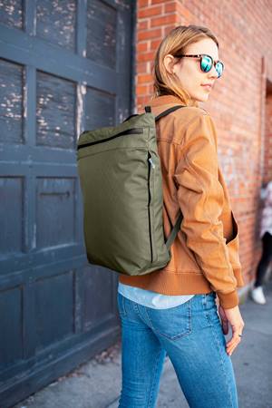 Camelbak Pivot Tote Bag as backpack