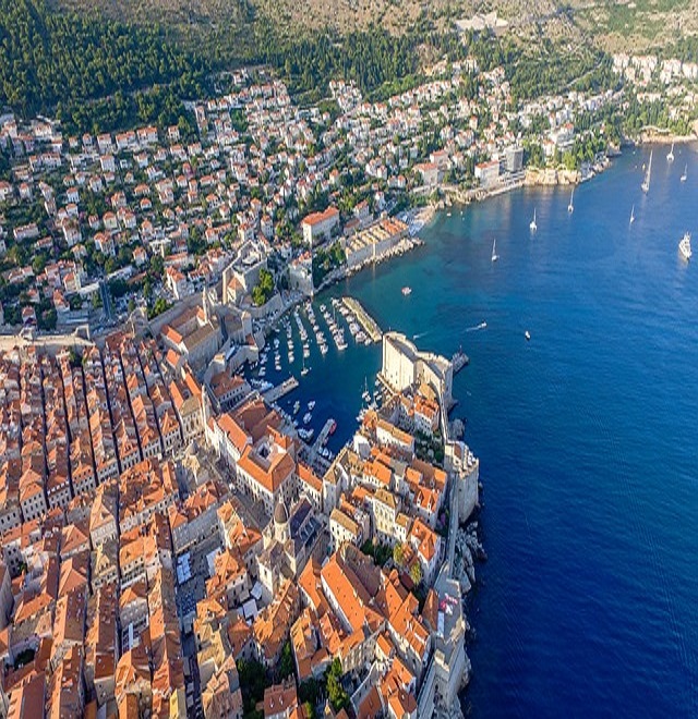 10 Top Reasons Why Couples Love To Visit Dubrovnik