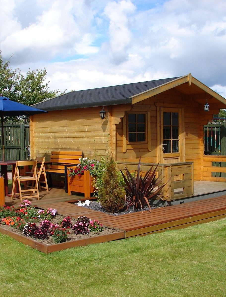 How Can Adding Decking In Your Garden Increase Property Value?
