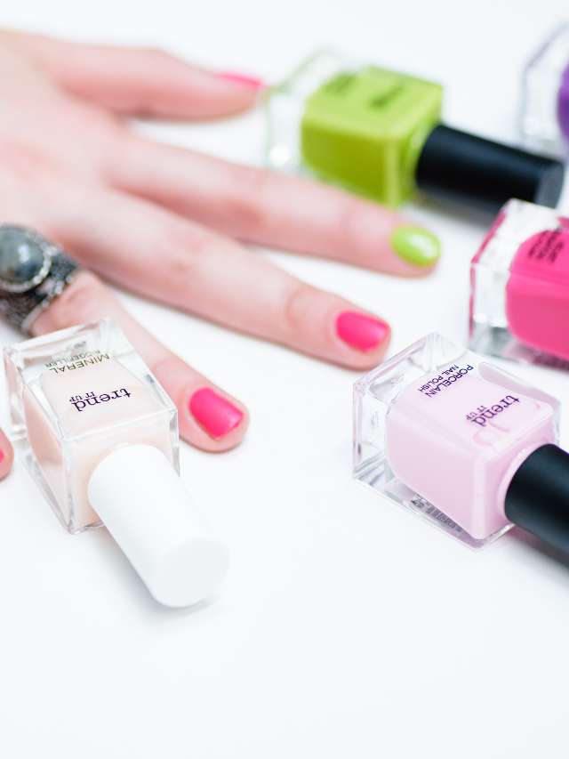 5 Beautiful Spring Nail Colors To Try in 2023