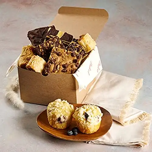 Dulcet Gift Basket Crumby Yummy Cake in Kraft Gift Box Including Sweet Baked Treats Ideal for Sympathy Gift for Families and Friends